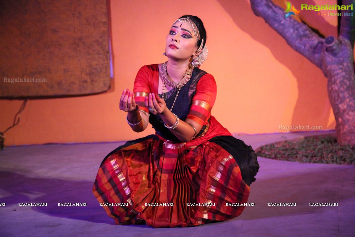 Bharatanatyam Recital by Kiranmayee Madupu at Saptaparni, Hyderabad