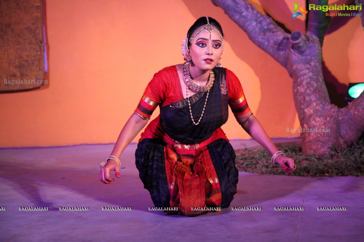 Bharatanatyam Recital by Kiranmayee Madupu at Saptaparni, Hyderabad