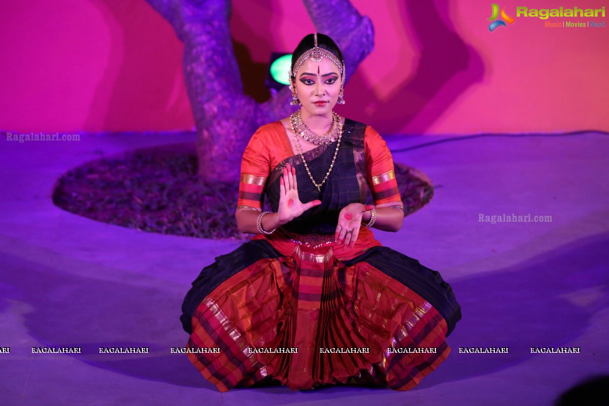 Bharatanatyam Recital by Kiranmayee Madupu at Saptaparni, Hyderabad