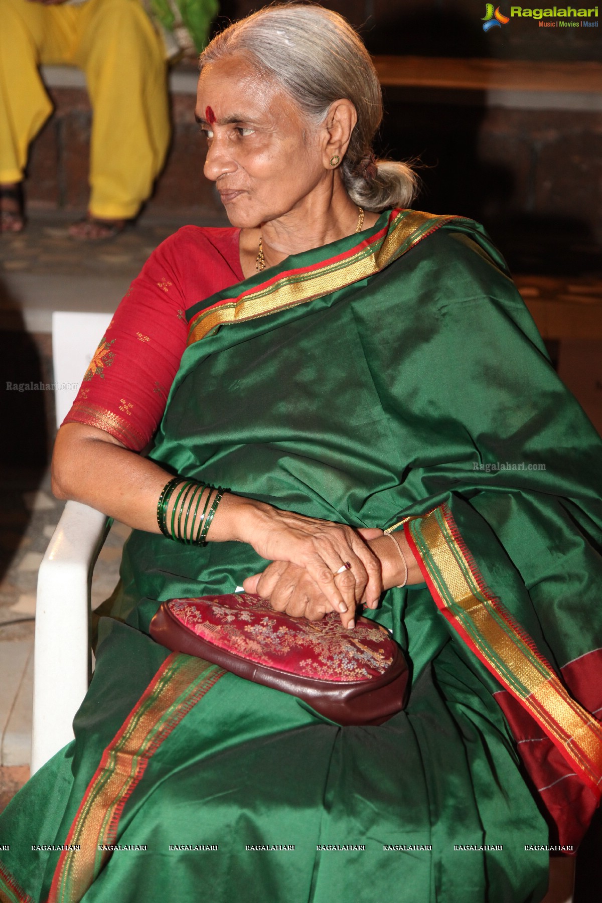 Bharatanatyam Recital by Kiranmayee Madupu at Saptaparni, Hyderabad