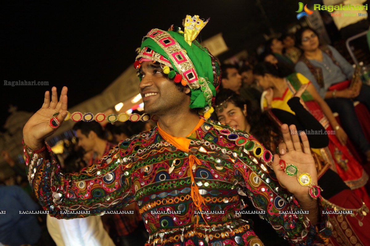 Legend Navratri Utsav 2016 (Day 9) at Excellency Gardens, Kompally, Hyderabad