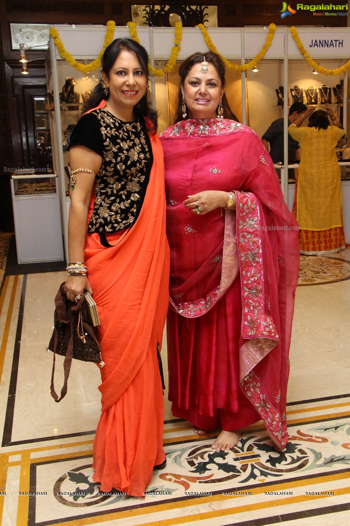 Pre-Diwali Bash 2016 by Kamini Saraf and Poonam at Taj Krishna, Hyderabad