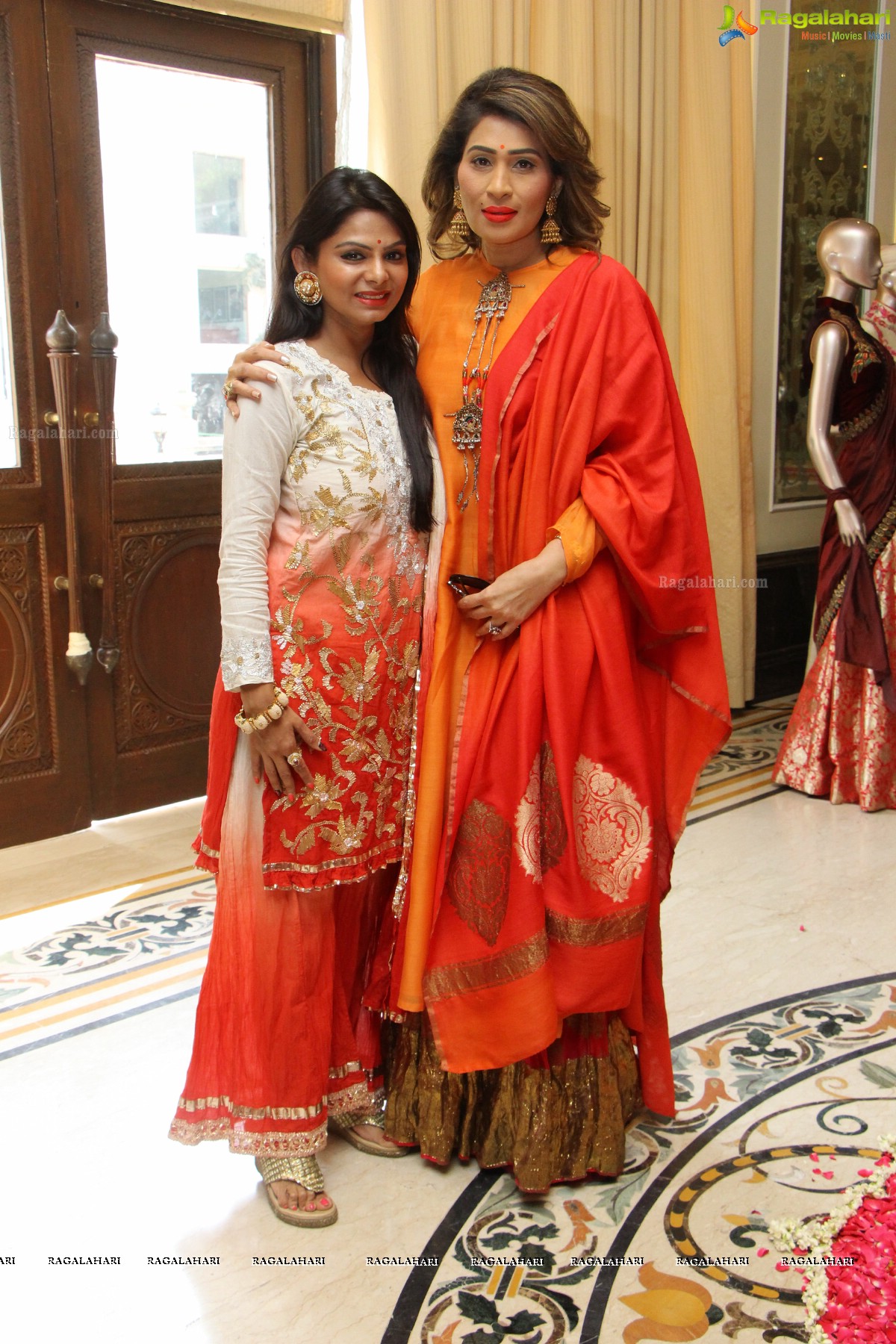 Pre-Diwali Bash 2016 by Kamini Saraf and Poonam at Taj Krishna, Hyderabad