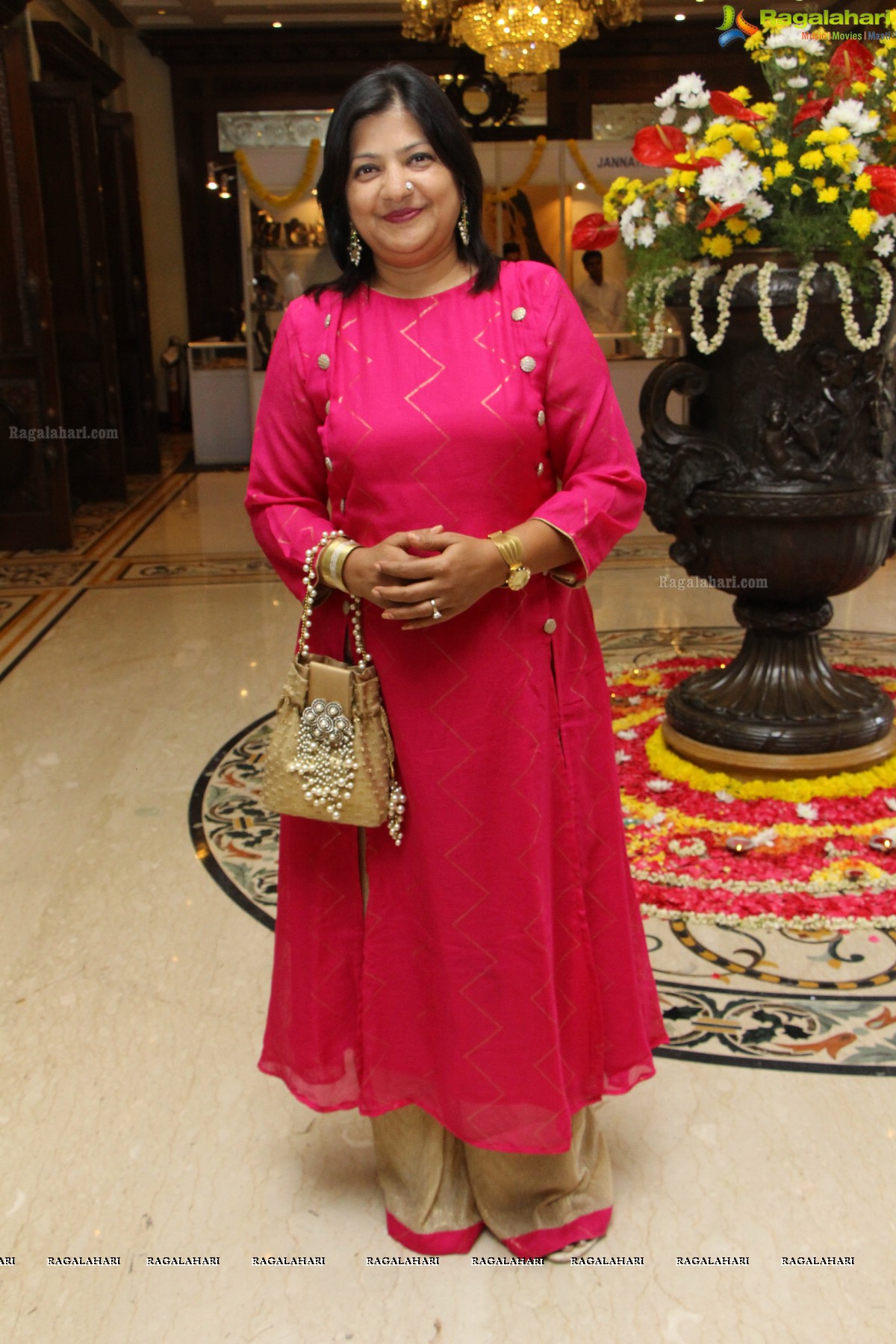 Pre-Diwali Bash 2016 by Kamini Saraf and Poonam at Taj Krishna, Hyderabad