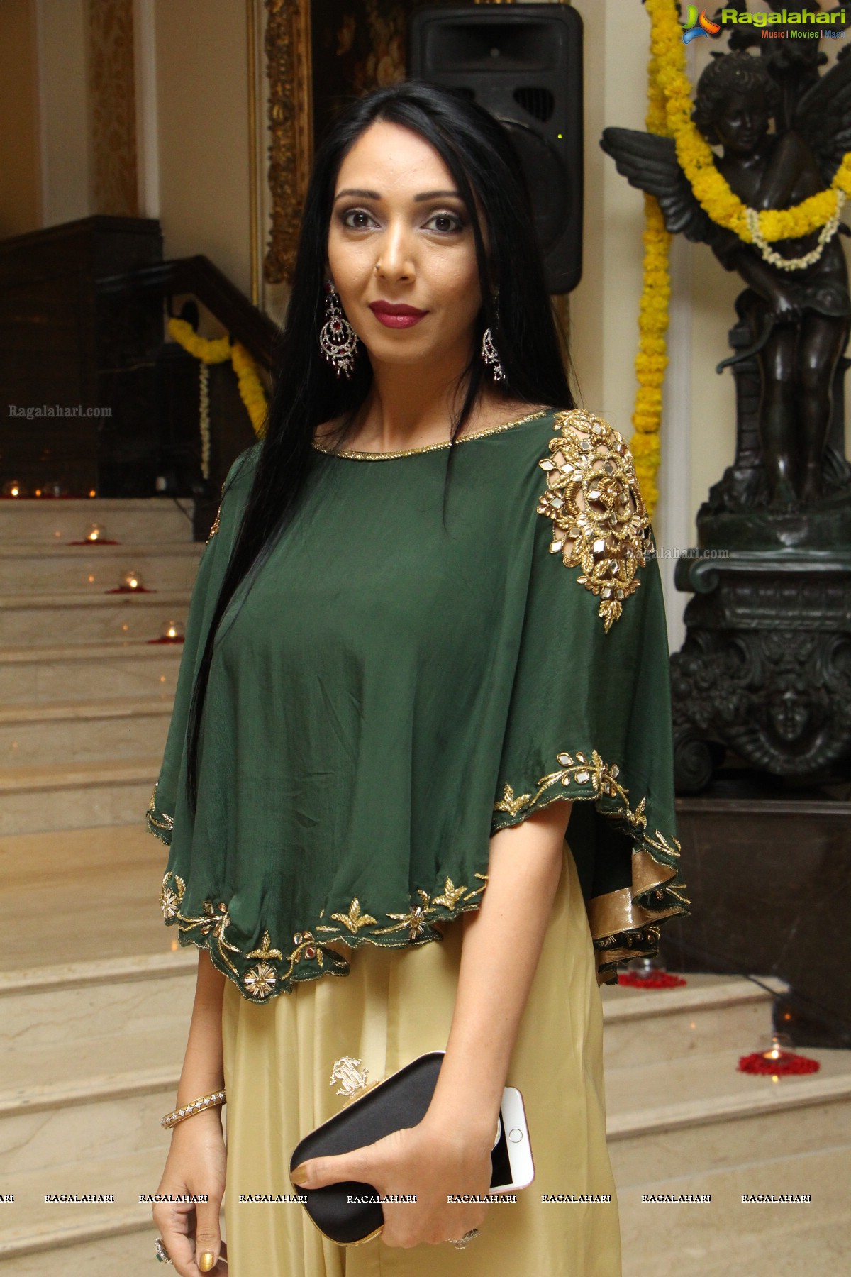 Pre-Diwali Bash 2016 by Kamini Saraf and Poonam at Taj Krishna, Hyderabad