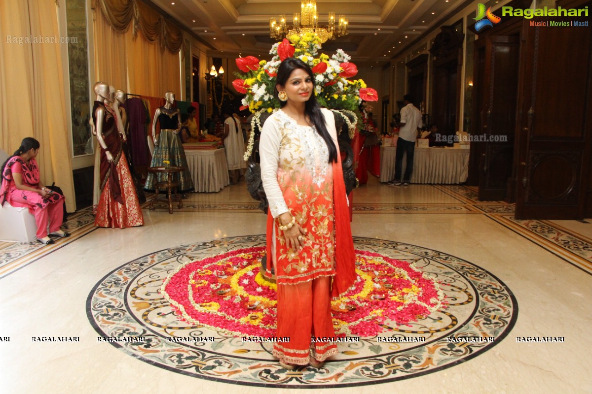 Pre-Diwali Bash 2016 by Kamini Saraf and Poonam at Taj Krishna, Hyderabad