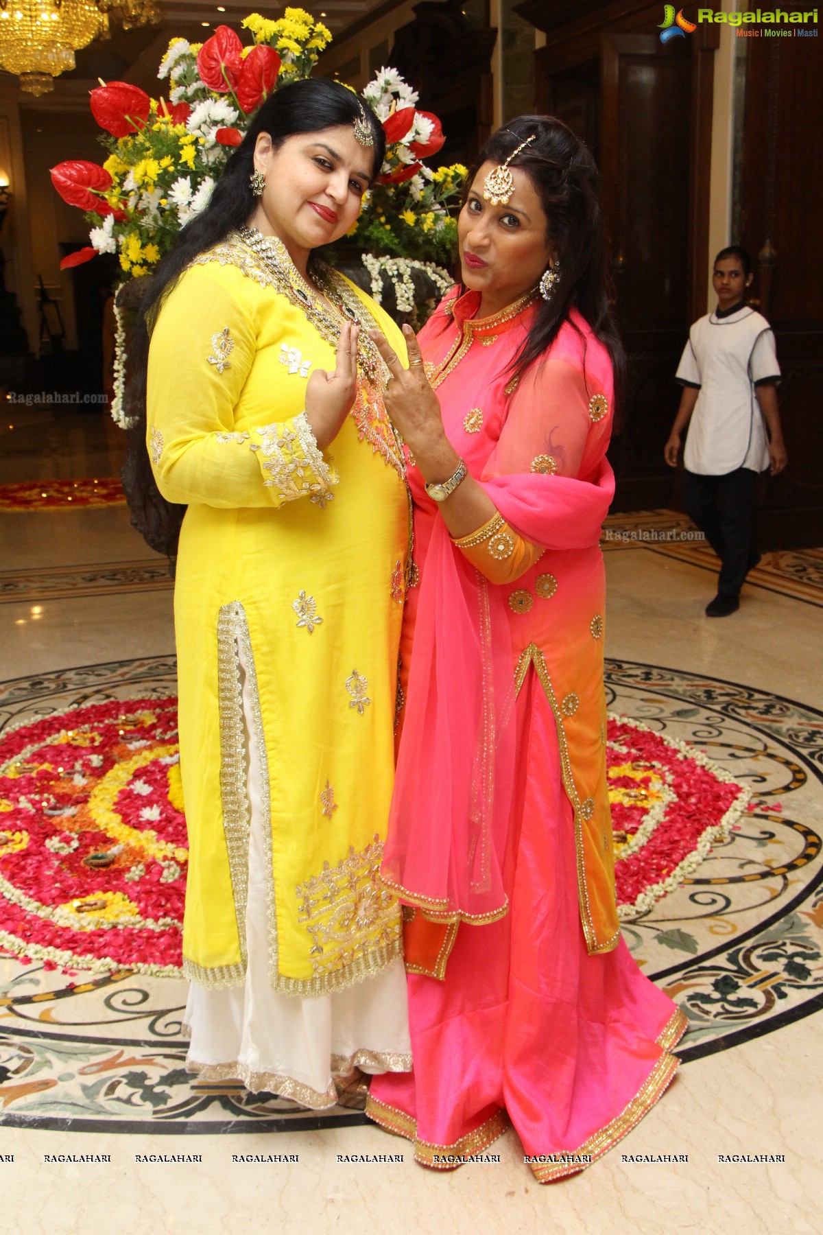 Pre-Diwali Bash 2016 by Kamini Saraf and Poonam at Taj Krishna, Hyderabad