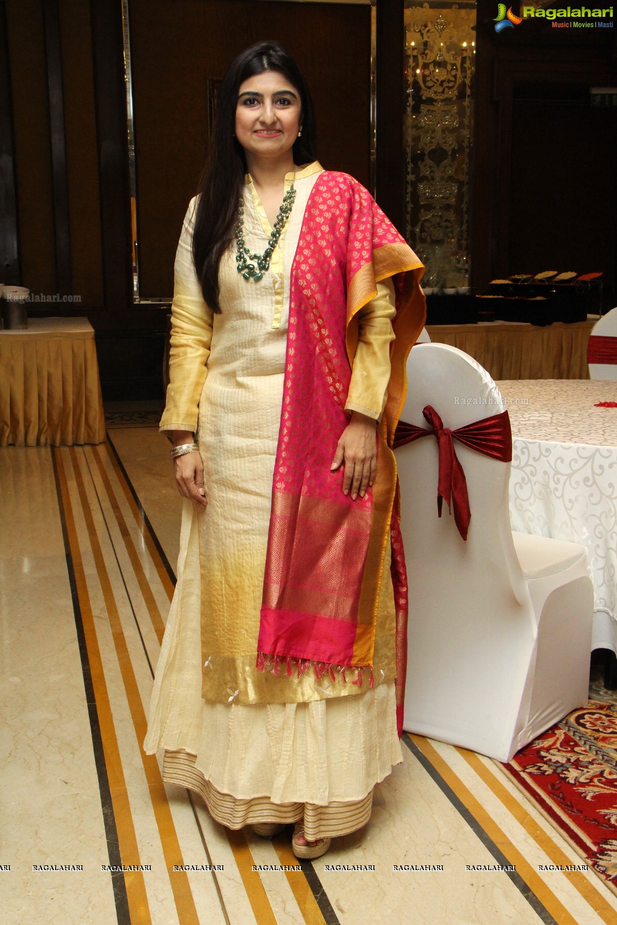 Pre-Diwali Bash 2016 by Kamini Saraf and Poonam at Taj Krishna, Hyderabad