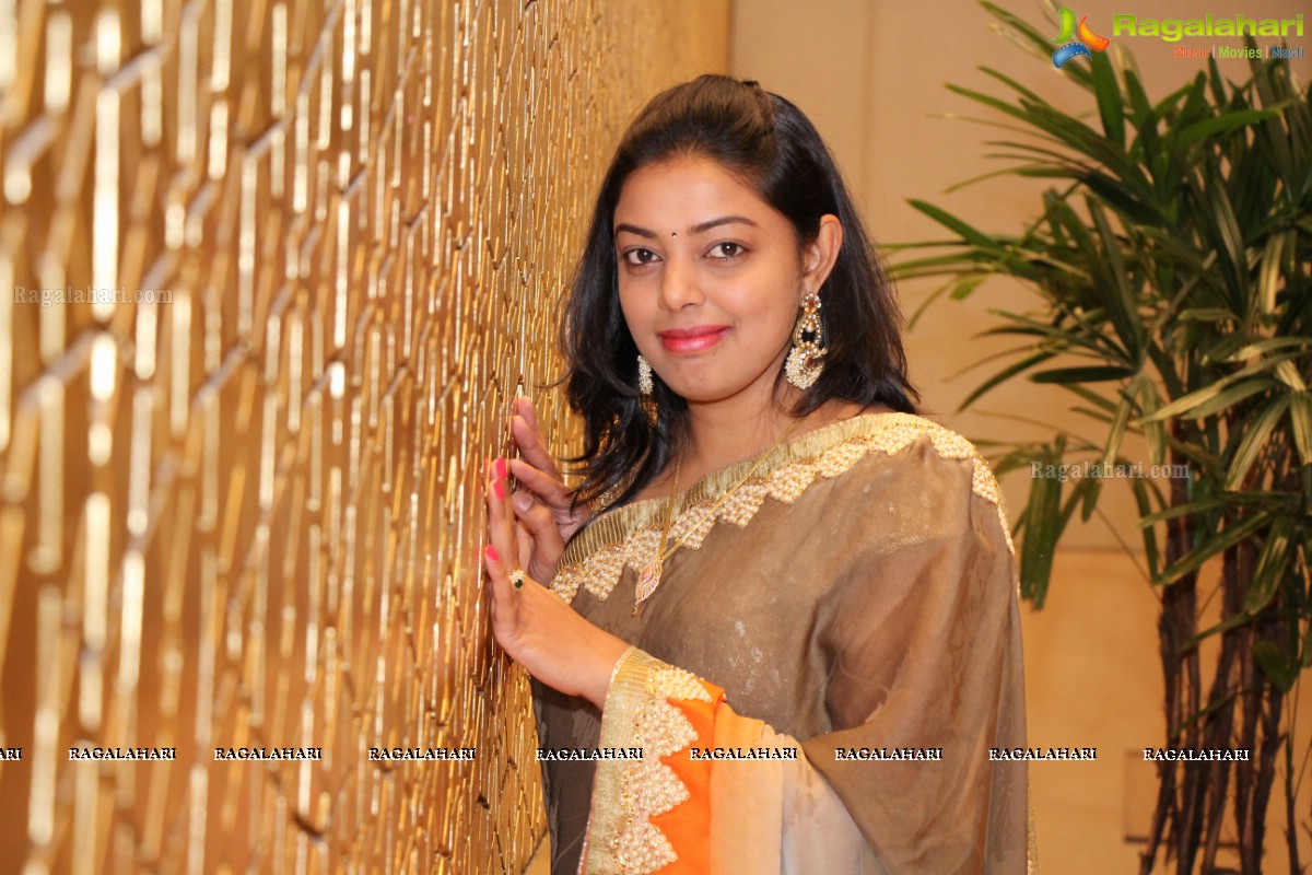 Diwali Bash by Queens Lounge at Trident Hotel, Hyderabad