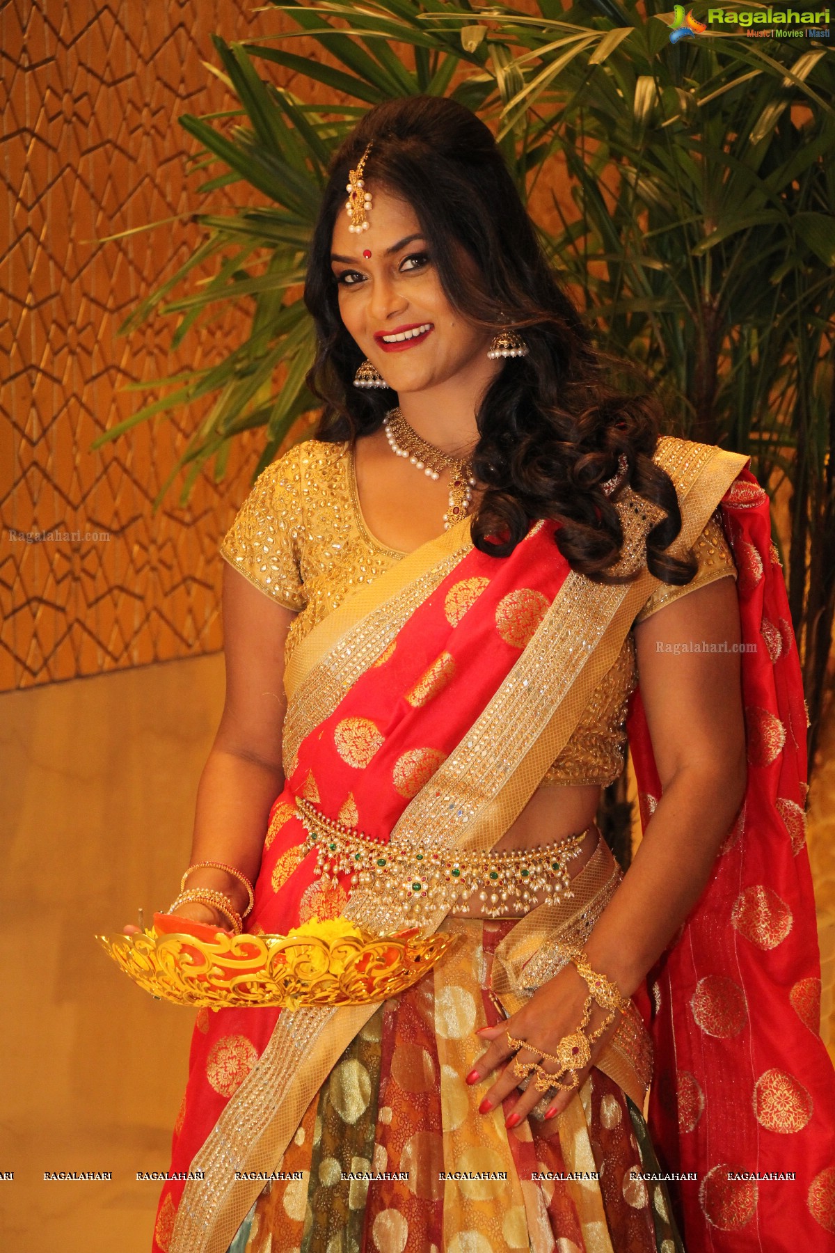 Diwali Bash by Queens Lounge at Trident Hotel, Hyderabad