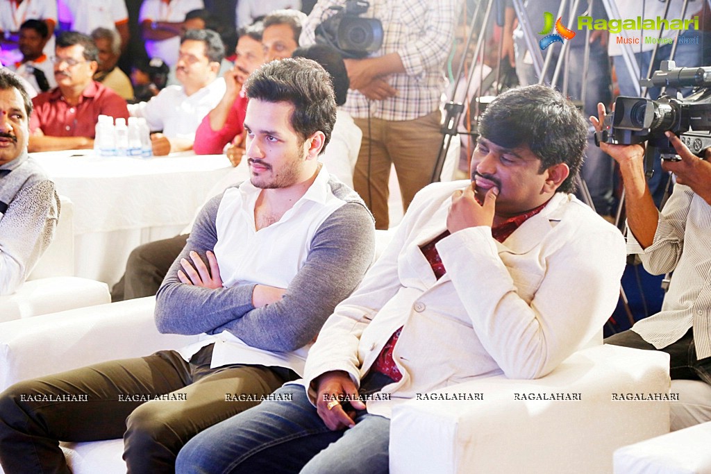 Akhil Akkineni at Trophy Launch of Quizearch, Vijayawada