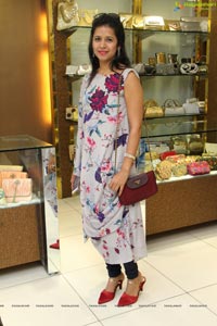 Sparks n Sizzles Store Launch