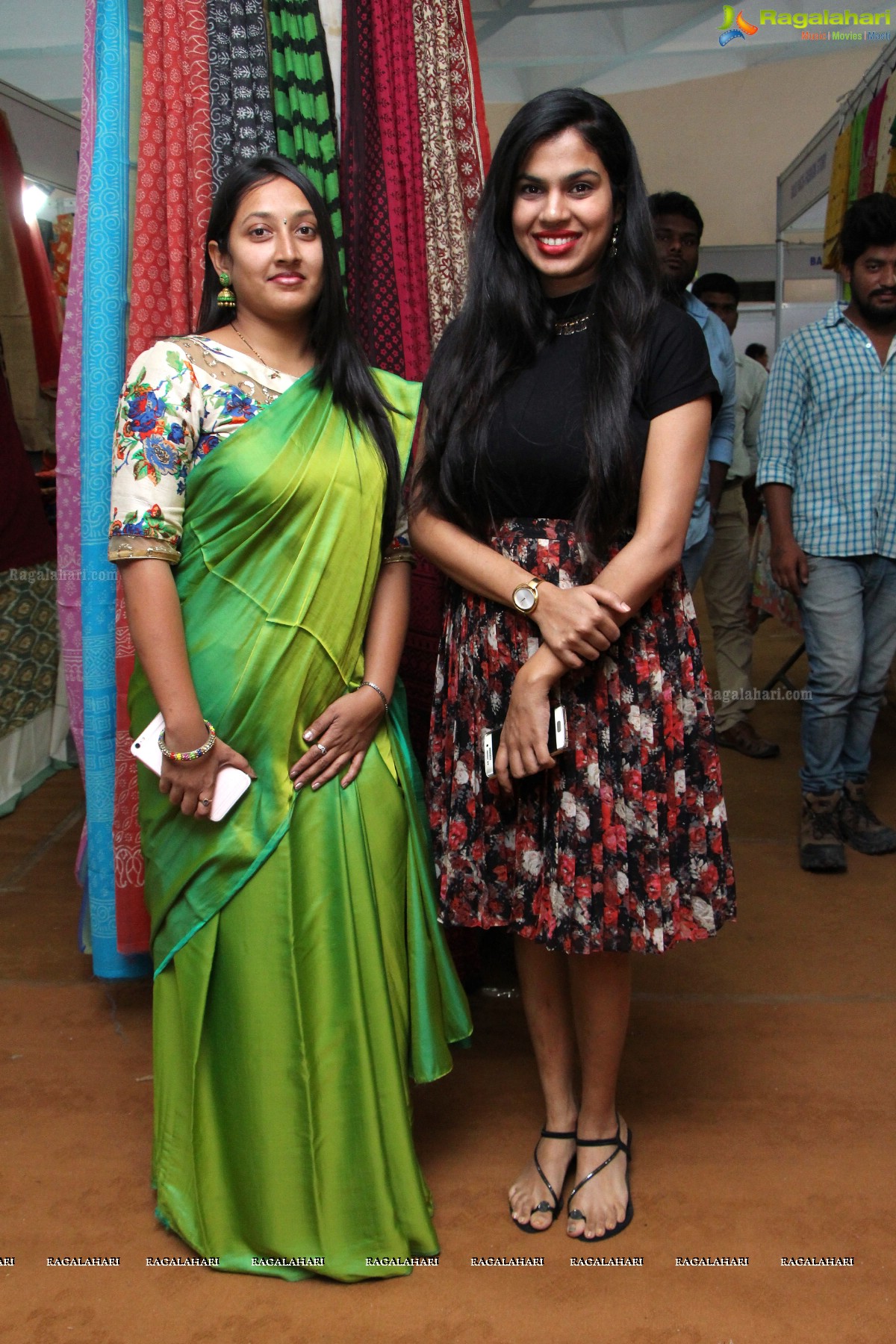 Sravana Bhargavi inaugurates Allure Vastra Vibha Exhibition, Hyderabad