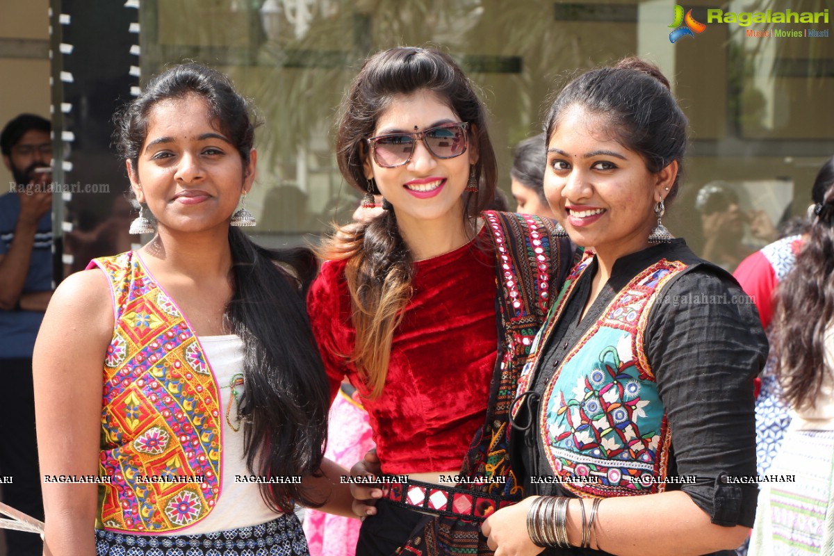 Aqua Garba Dandiya Season 2 by Venu Mandala with Grycs