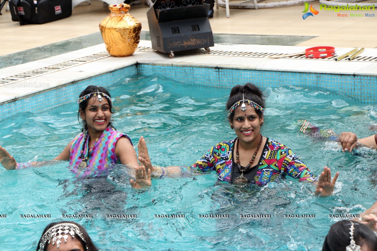 Aqua Garba Dandiya Season 2 by Venu Mandala with Grycs