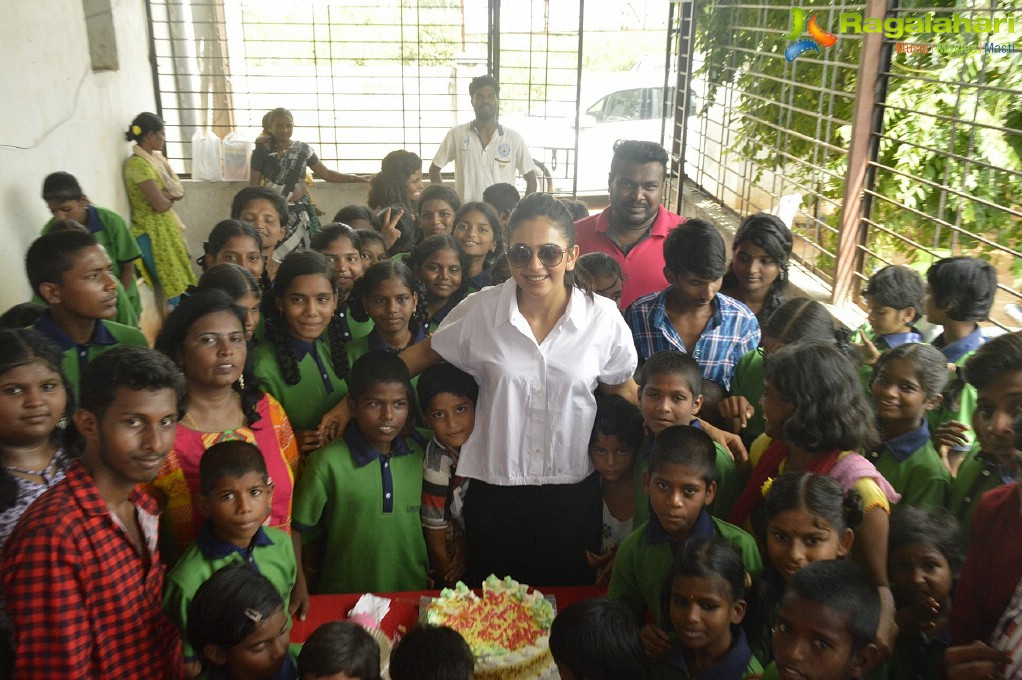 Rakul Preet Singh Birthday Celebrations at Cherish Orphanage Home