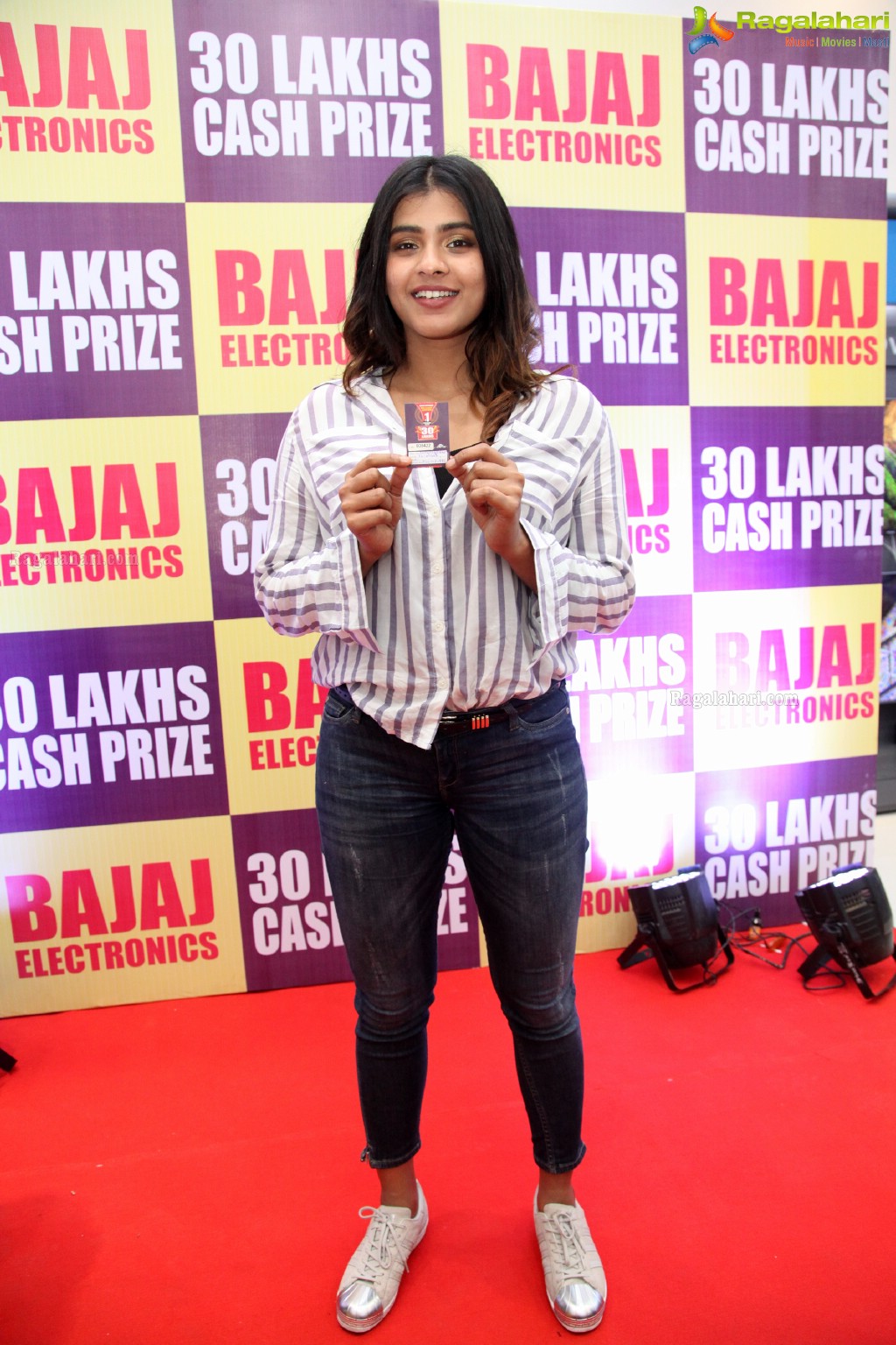 Naga Anvesh and Hebah Patel announces Winner of Bajaj Electronics Bumper Draw at Forum Sujana Mall