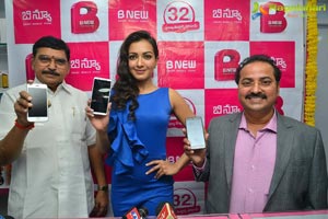 Catherine Tresa B New Mobiles Eluru