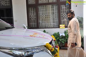 Chiranjeevi with Suresh Kondeti with new car