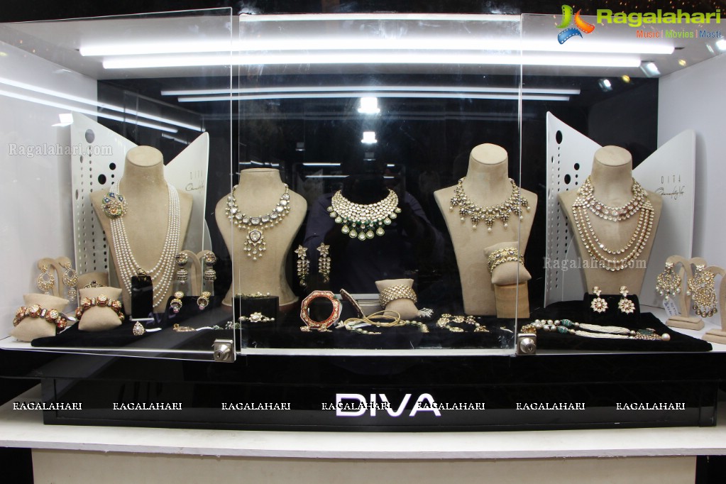 Divine Diamond Jewellery Exhibition at Park Hyatt