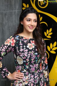 Mehreen Kaur Pirzada Naturals Hair and Beauty Salon