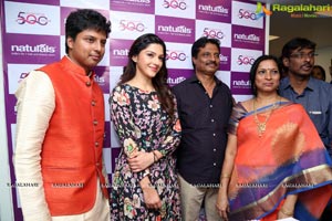 Mehreen Kaur Pirzada Naturals Hair and Beauty Salon