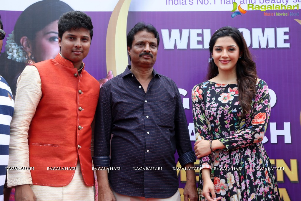 Mehreen Pirzada launches Naturals Hair and Beauty Salon at Sanath Nagar, Hyderabad