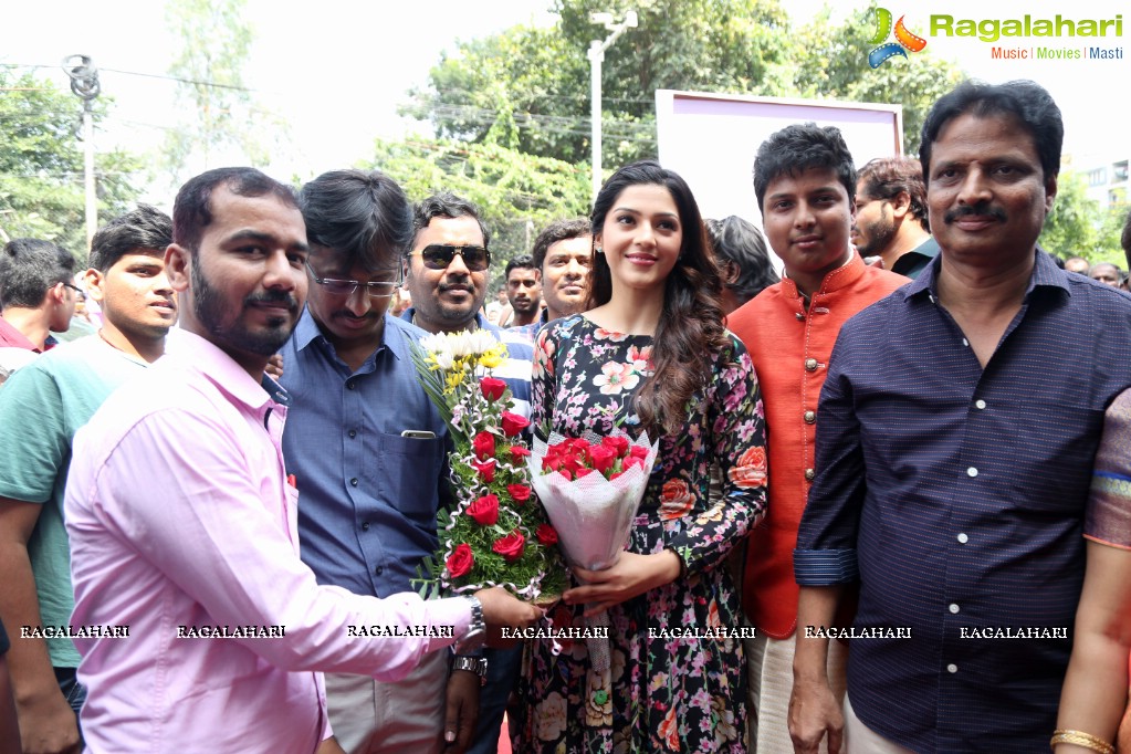 Mehreen Pirzada launches Naturals Hair and Beauty Salon at Sanath Nagar, Hyderabad