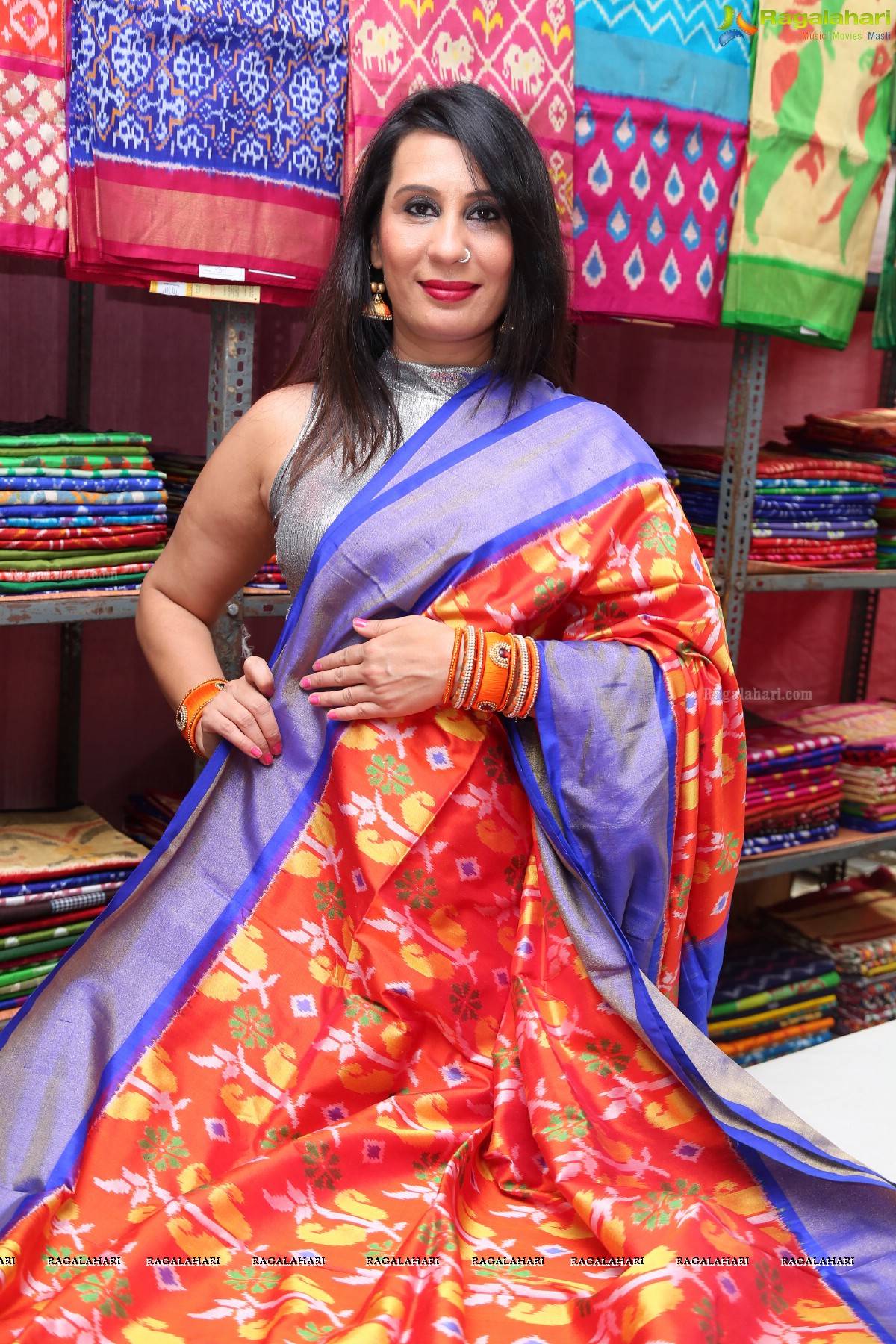 Ranjanaa Mishra launches Pochampally IKAT Art Mela, Kukatpally