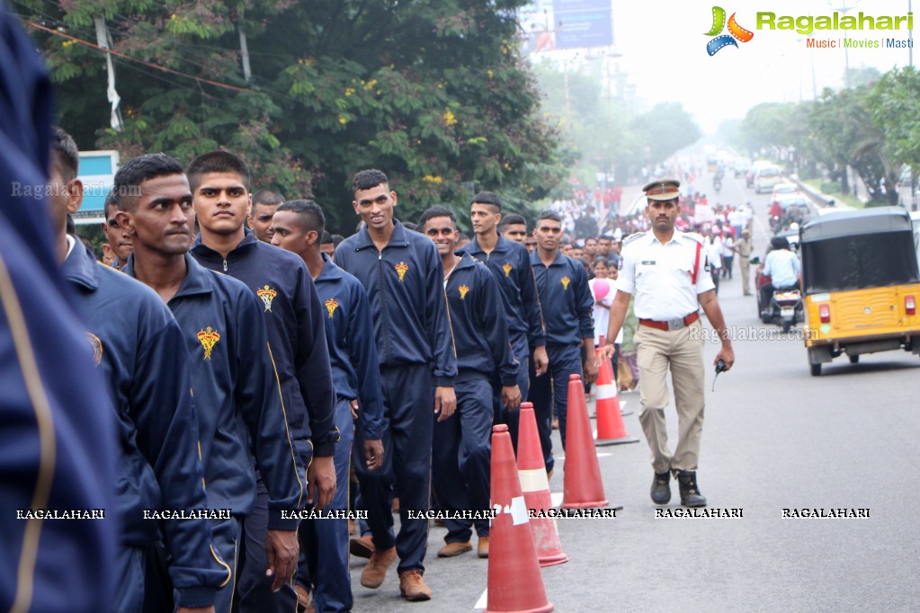 Tamannaah flags off 9th Edition of 2K Pink Ribbon Walk by UBF and KIMS at KBR Park, Hyderabad