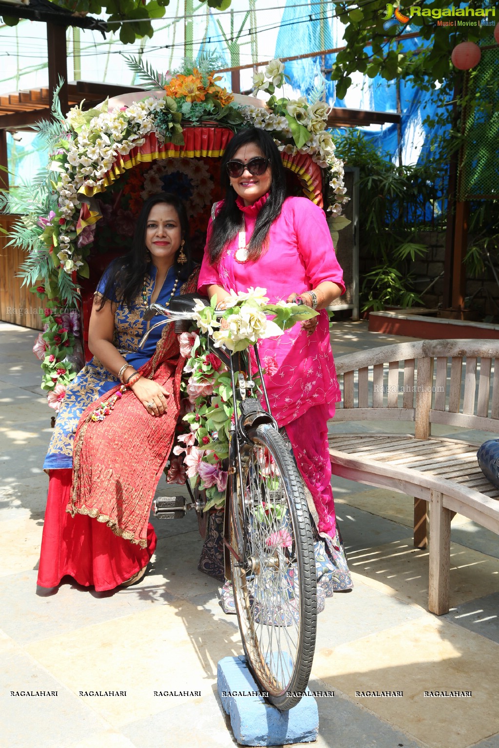 Pre Diwali Bash of Blooming Buds at Malaka Spice