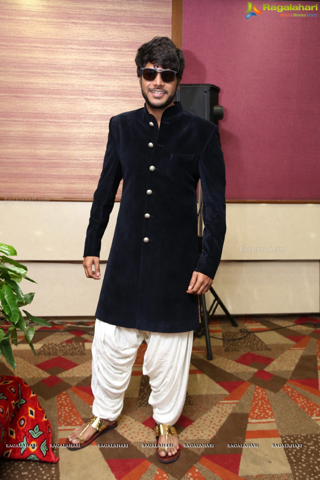 Diwali Celebration and Designer Shravan Kumar New Collection Fashion Show
