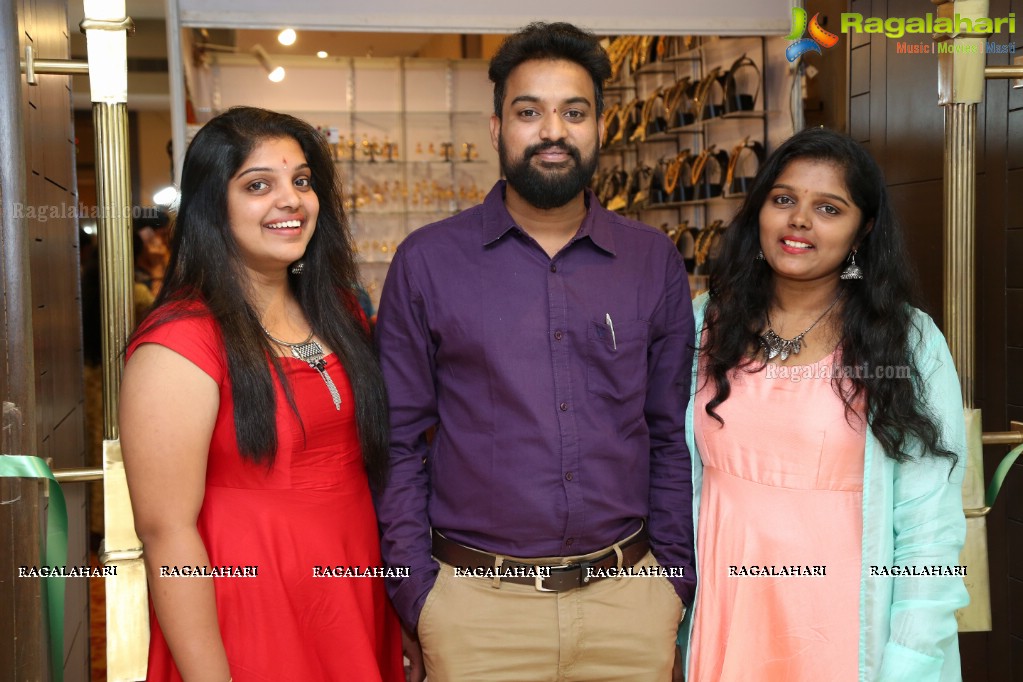 Rachana Smith inaugurates Singar Lifestyle Expo at Taj Deccan