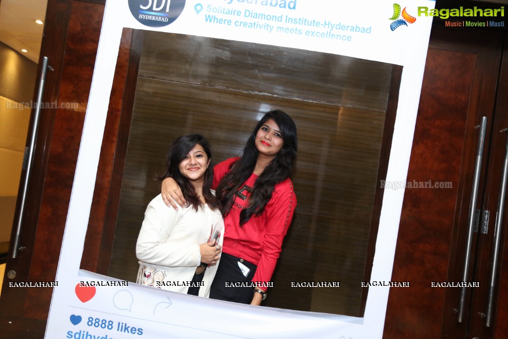 Solitaire Diamond Institute Convocation & Seminar, Taj Vivanta