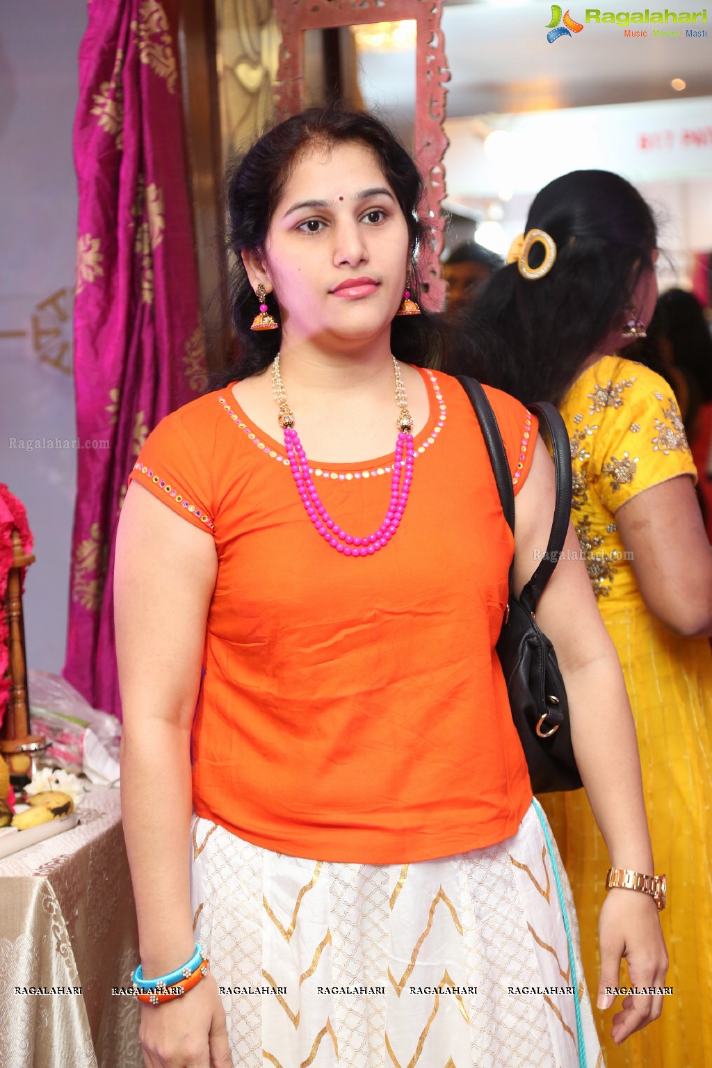 Sony Charishta launches Trendz Vivah Expo at Taj Krishna