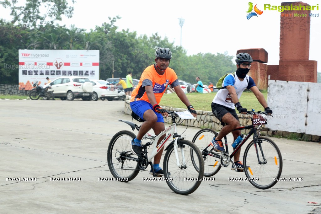 Triathlon 2017 by The Great Hyderabad Adventure Club at Gachibowli Stadium