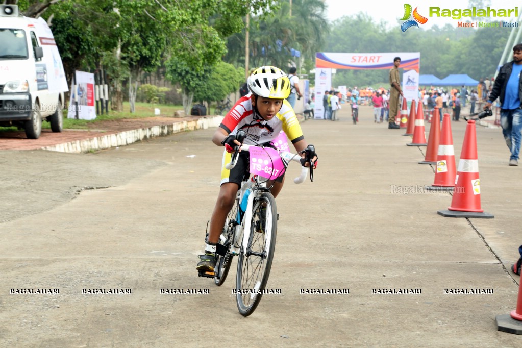 Triathlon 2017 by The Great Hyderabad Adventure Club at Gachibowli Stadium