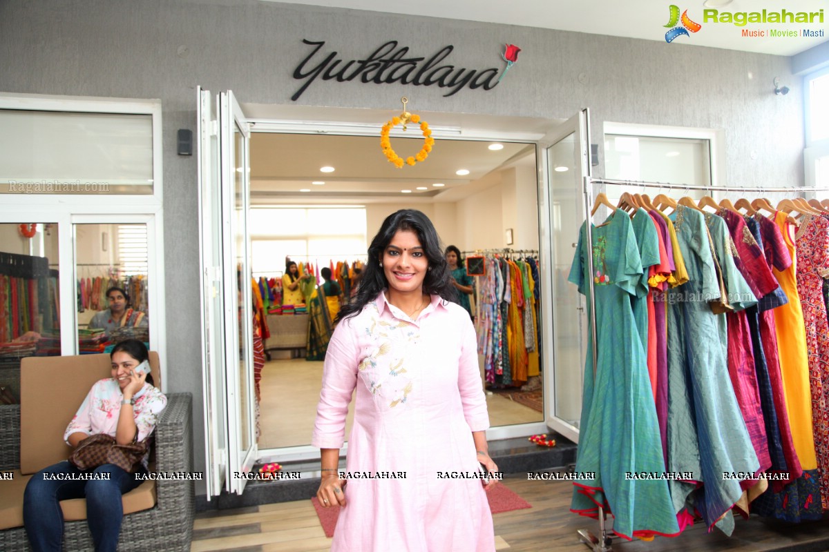 Vastraabharanam Exhibition and Sale of Jewellery and Clothing at Yukatalaya