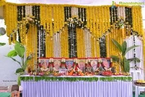 Sai Dharam Tej, Kalyani Priyadarshan's Chitralahari Muhurat