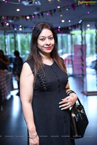 Ananya Simlai Inaugurates Akritti Elite