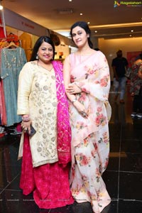 Ananya Simlai Inaugurates Akritti Elite