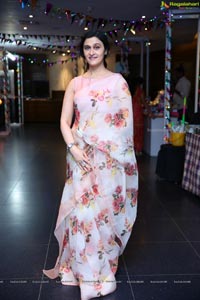 Ananya Simlai Inaugurates Akritti Elite