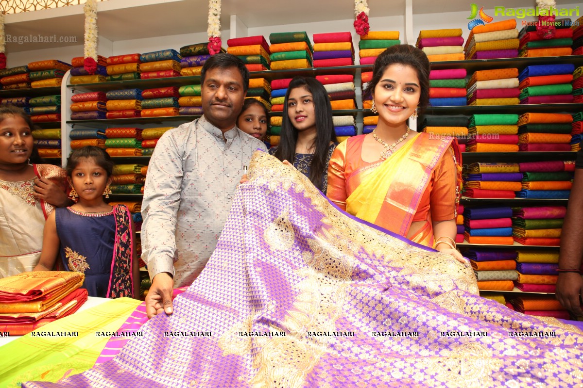 Anupama Parameswaran Launches RS Brothers at A.S.Rao Nagar, Hyderabad