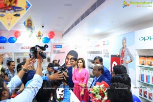 Big C Store Launch By Raashi khanna