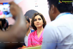 Big C Store Launch By Raashi khanna