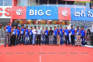 Big C Store Launch By Raashi khanna