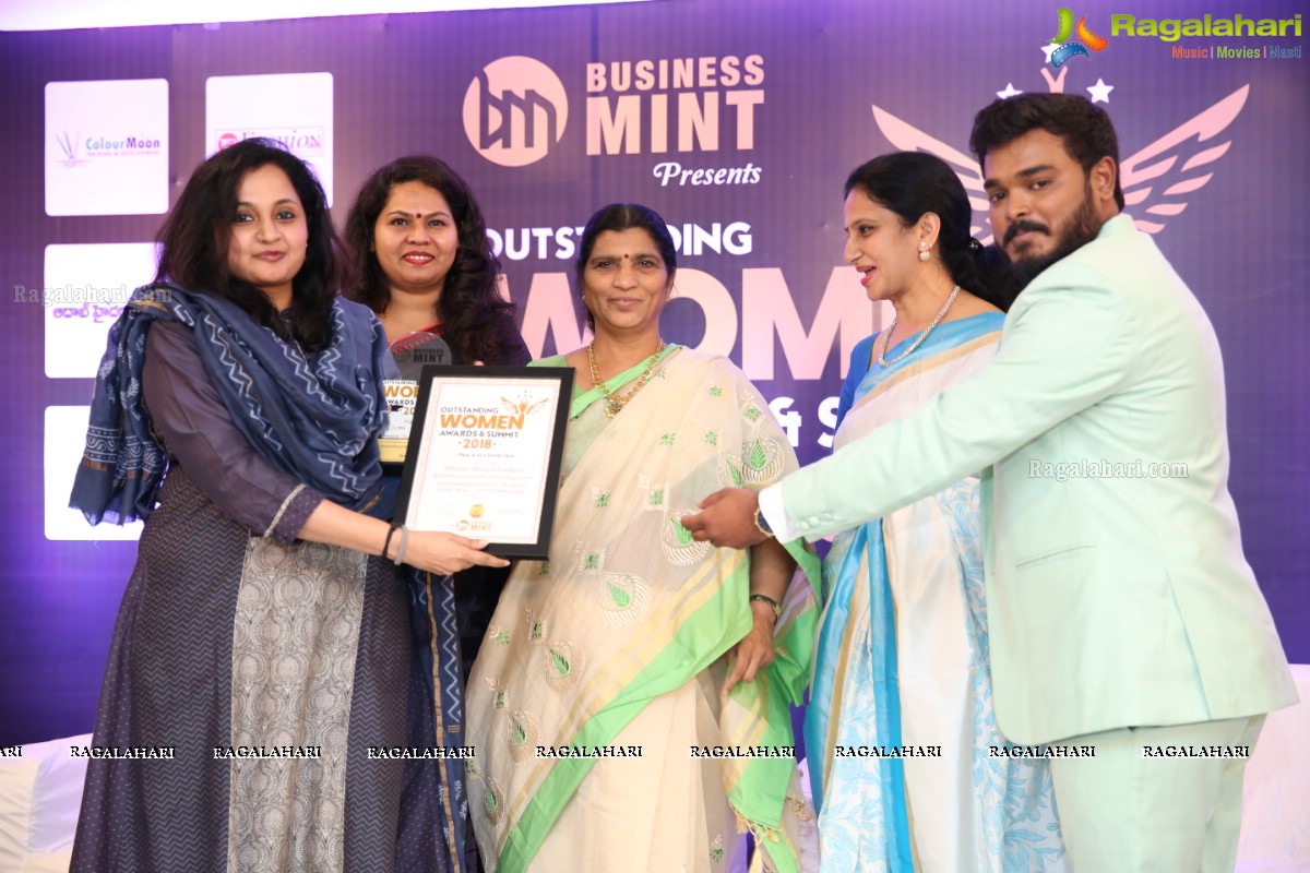 Outstanding Women Awards & Summit 2018 Organised by Business Mint