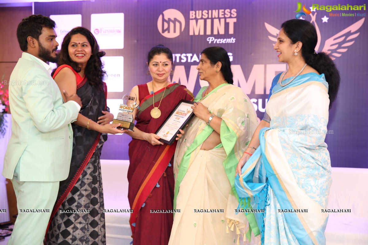 Outstanding Women Awards & Summit 2018 Organised by Business Mint