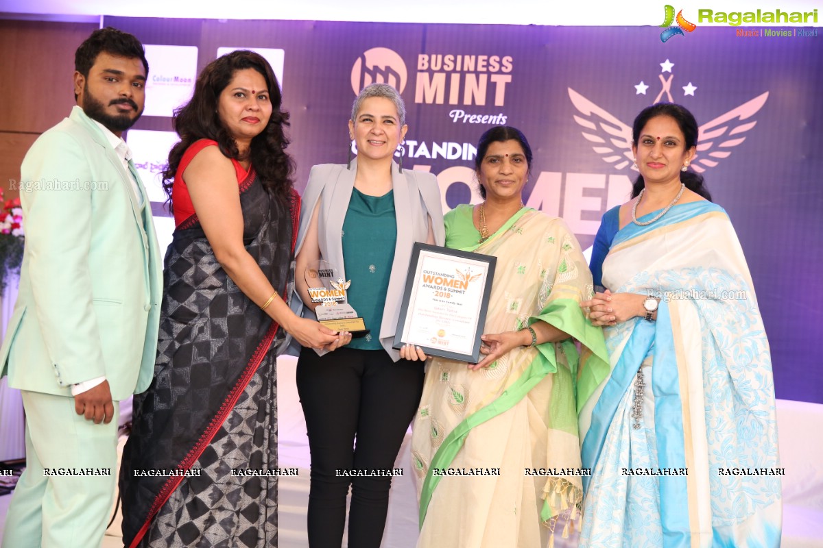 Outstanding Women Awards & Summit 2018 Organised by Business Mint