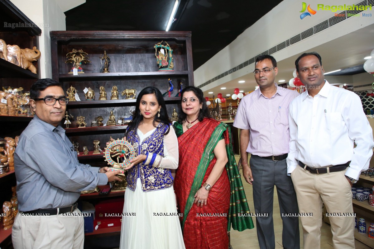 CCIC Organises an Exhibition Cum Sale ‘Cottage Craft Mela’